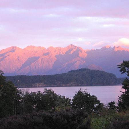 Murrells Grand View House Manapouri Eksteriør bilde