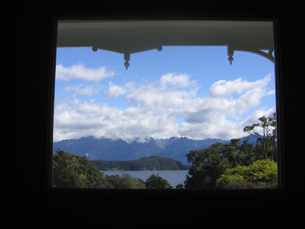 Murrells Grand View House Manapouri Eksteriør bilde