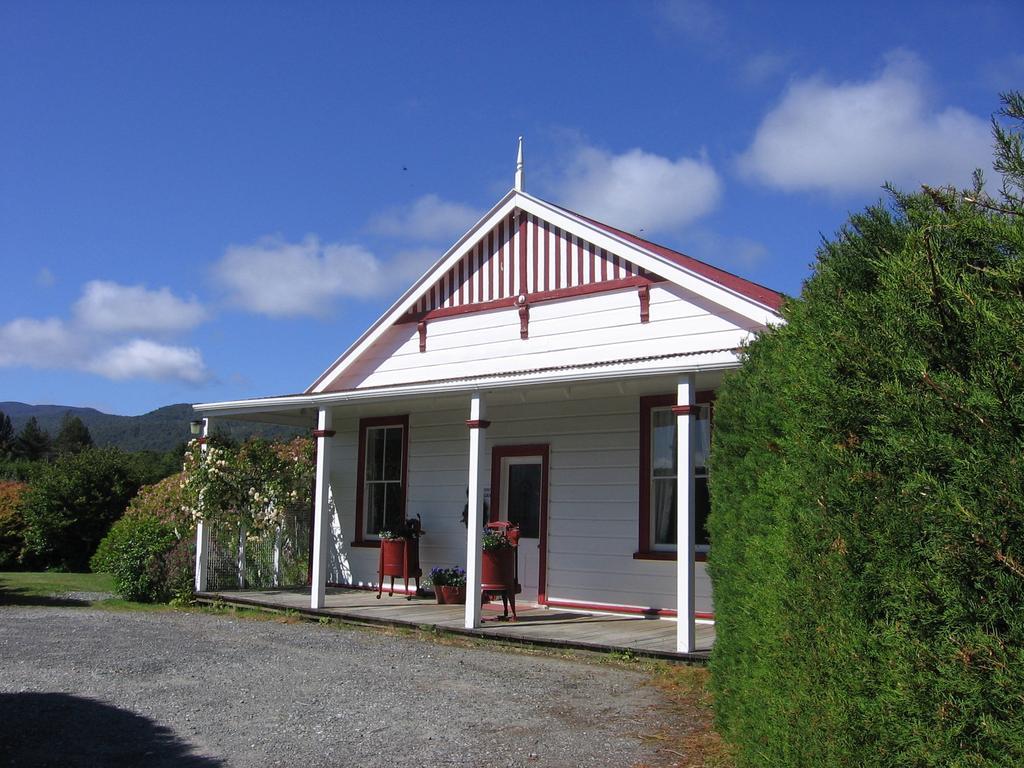 Murrells Grand View House Manapouri Eksteriør bilde